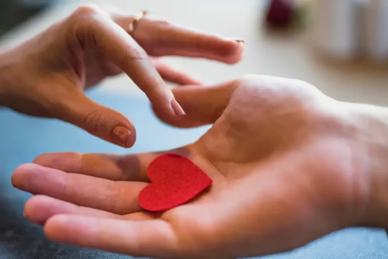 who cannot donate bone marrow​