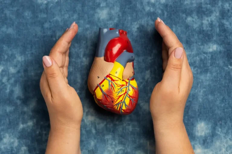 what is edge to edge heart valve repair